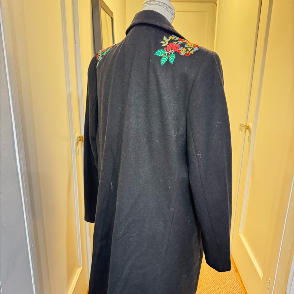 Loft Embroidered Black Women's Coat - Picture 4 of 6